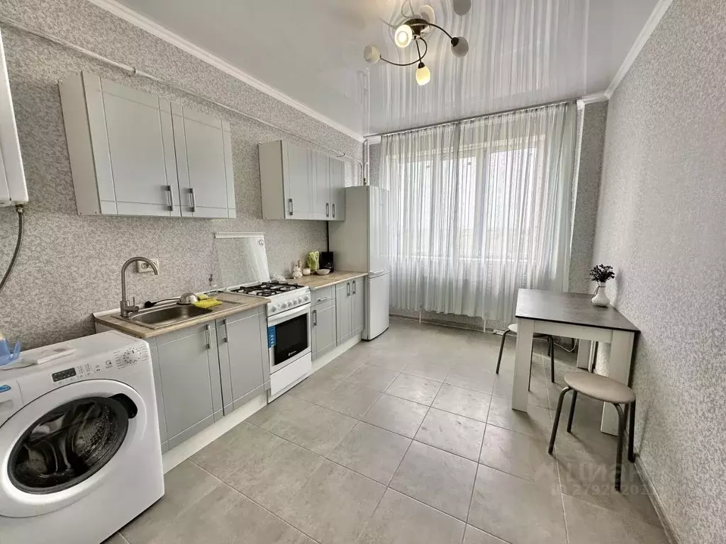 1-к кв. Адыгея, Тахтамукайский район, Яблоновский пгт Луговая ул., 7/4 ... - Фото 1