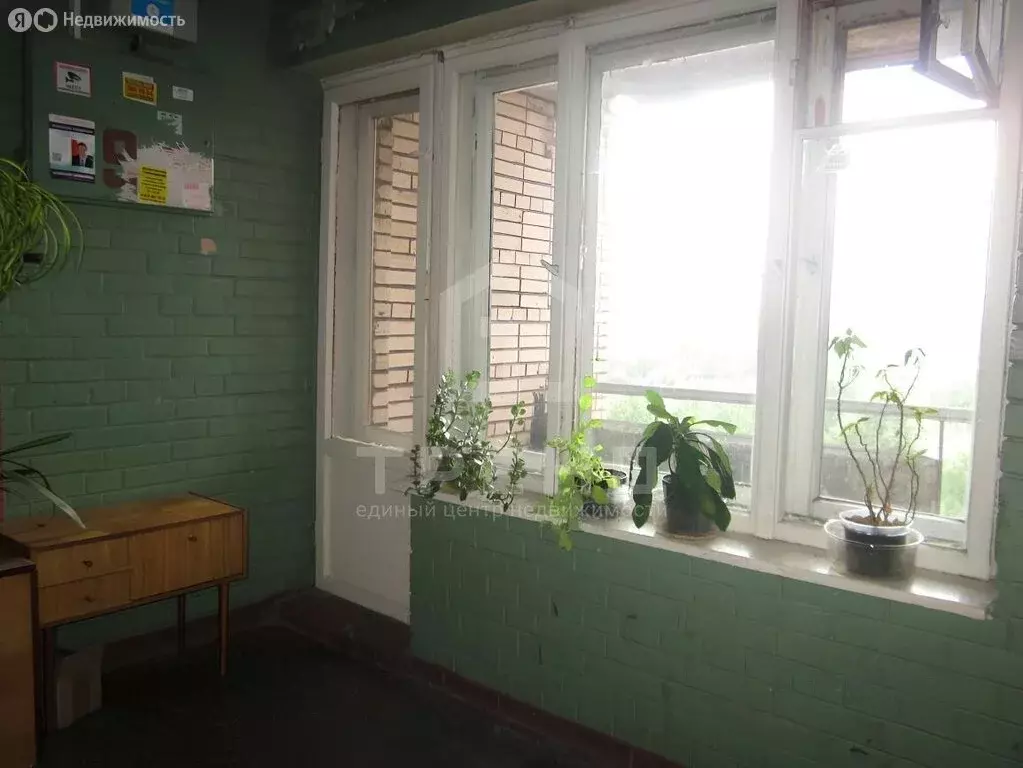 3-комнатная квартира: Санкт-Петербург, проспект Стачек, 126 (56.4 м) - Фото 1