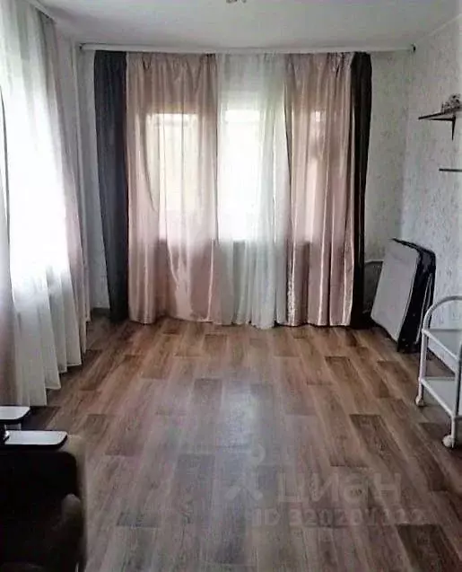 1-к кв. Омская область, Омск ул. Индустриальная, 6 (31.0 м) - Фото 1