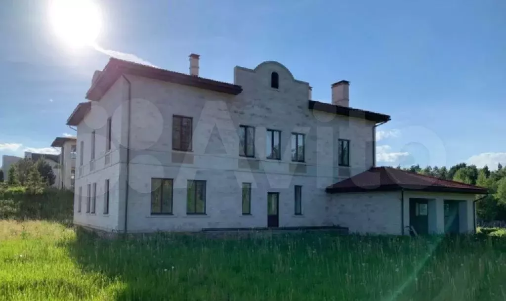 Дом 418 м на участке 23 сот. - Фото 0