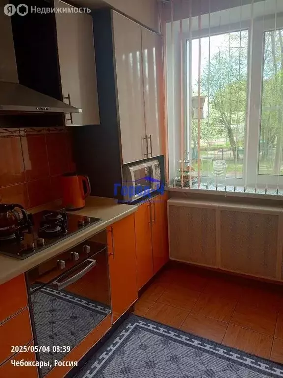 3-комнатная квартира: Чебоксары, улица Чернышевского, 6 (68.2 м) - Фото 0