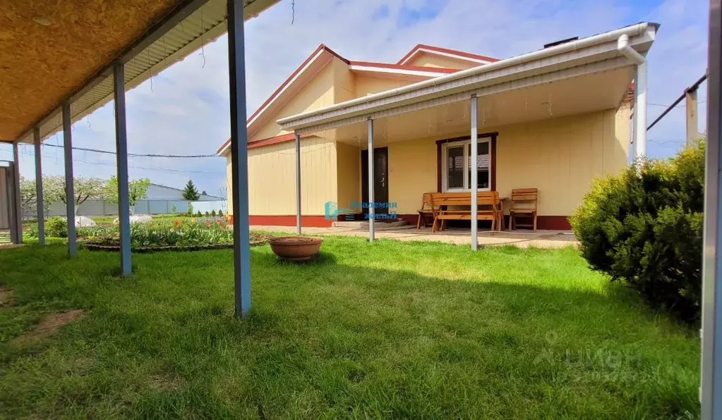 Коттедж в Саратовская область, Балаковский район, с. Подсосенки ... - Фото 1