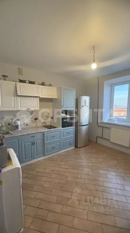 2-к кв. Тюменская область, Тюмень ул. Мельникайте, 138а (60.0 м) - Фото 1