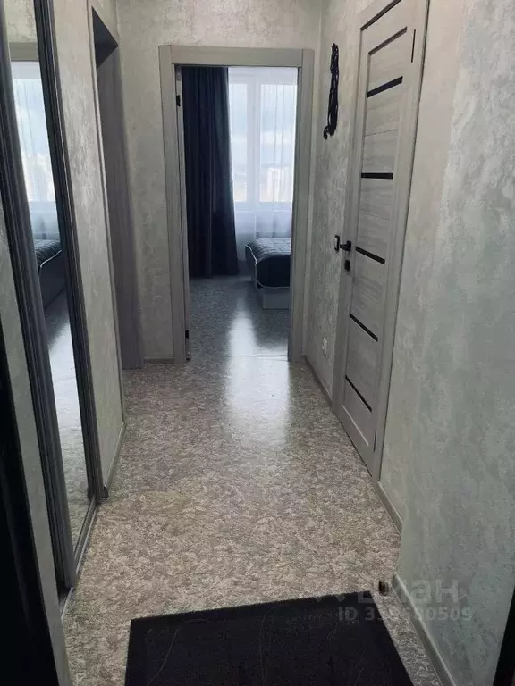 2-к кв. Красноярский край, Красноярск ул. Лесников, 43Б (40.0 м) - Фото 0