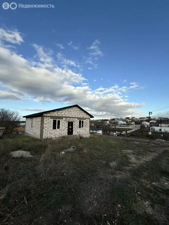 Дом в Перовское сельское поселение, дачный массив Новозбурьевка (105 ... - Фото 1