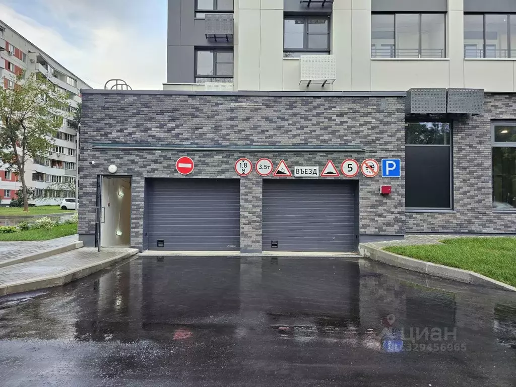 Гараж в Москва ул. Демьяна Бедного, 17 (14 м) - Фото 2