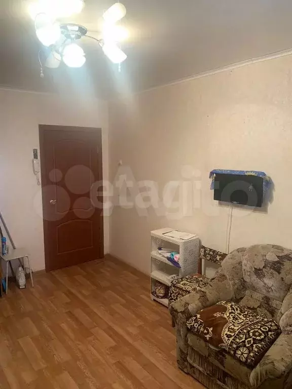 Комната 13,9 м в 1-к., 5/5 эт. - Фото 1