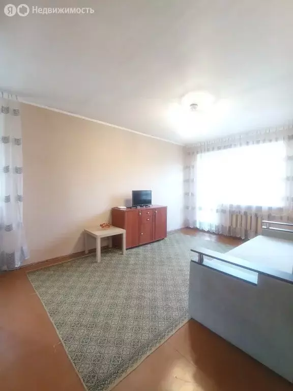 1-комнатная квартира: Нижний Тагил, улица Металлургов, 60 (32.2 м) - Фото 1