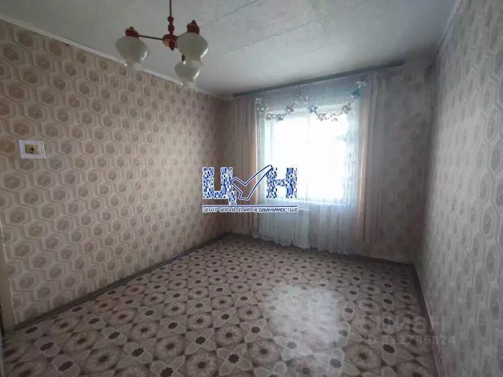 4-к кв. Курская область, Курск просп. Кулакова, 5 (70.0 м) - Фото 1