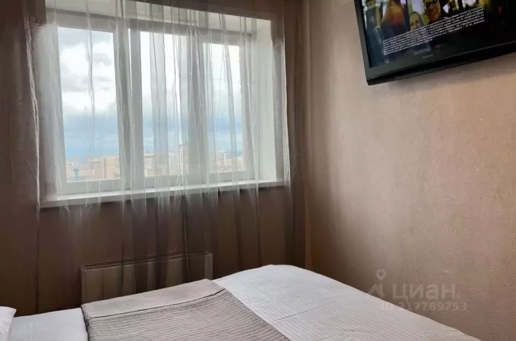 2-к кв. Красноярский край, Красноярск ул. Любы Шевцовой, 88 (60.0 м) - Фото 1