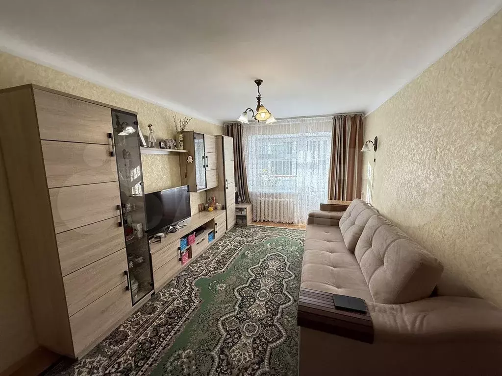 3-к. квартира, 57,4 м, 2/5 эт. - Фото 1