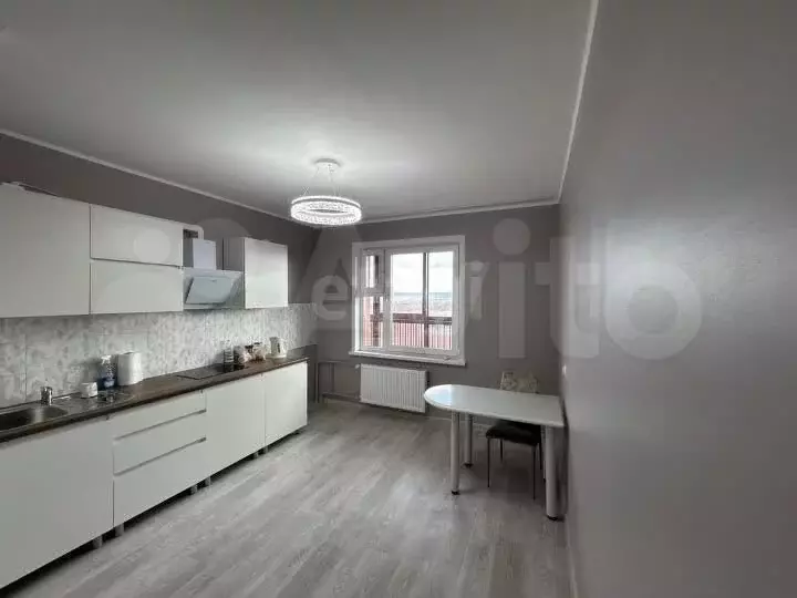 1-к. квартира, 36 м, 8/8 эт. - Фото 0