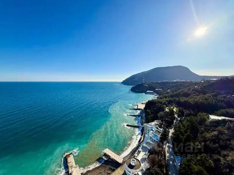 2-к кв. Крым, Алушта муниципальный округ, Партенит пгт ул. ... - Фото 1