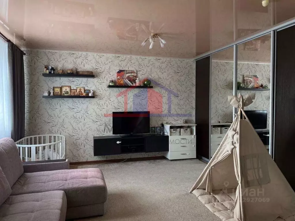 Студия Белгородская область, Старый Оскол Северный мкр, 8 (38.7 м) - Фото 1