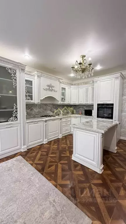 Дом в Северная Осетия, Владикавказ пл. Свободы (196 м) - Фото 1