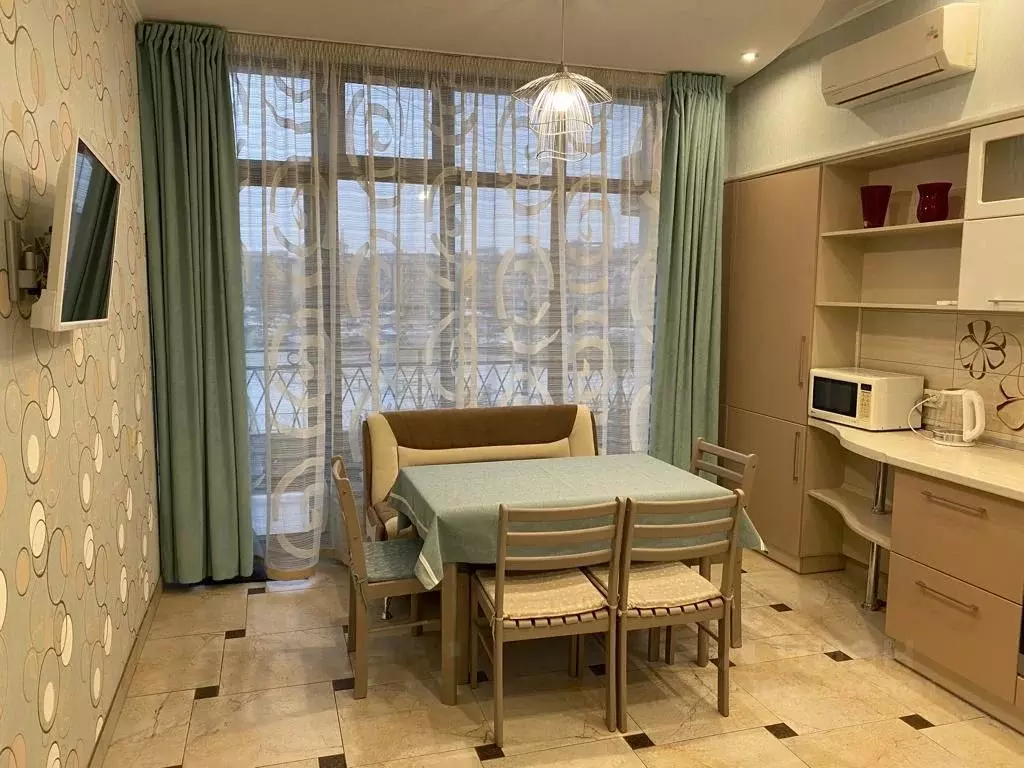 2-к кв. Севастополь ул. Степаняна, 10 (80.0 м) - Фото 1