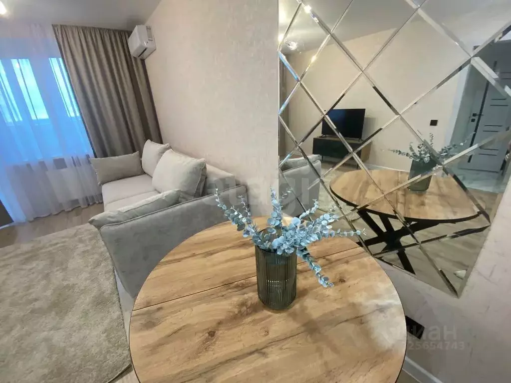 1-к кв. Тюменская область, Тюмень ул. Монтажников, 40 (37.2 м) - Фото 1