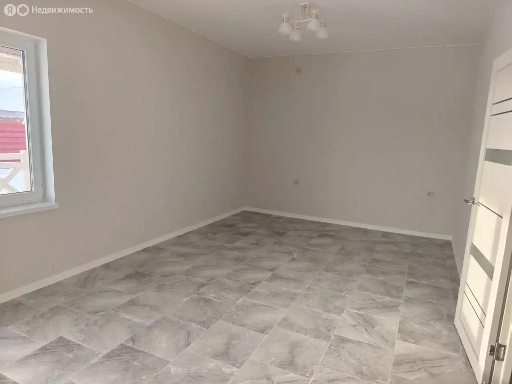 Дом в село Кухаривка, Казачья улица (80 м) - Фото 1