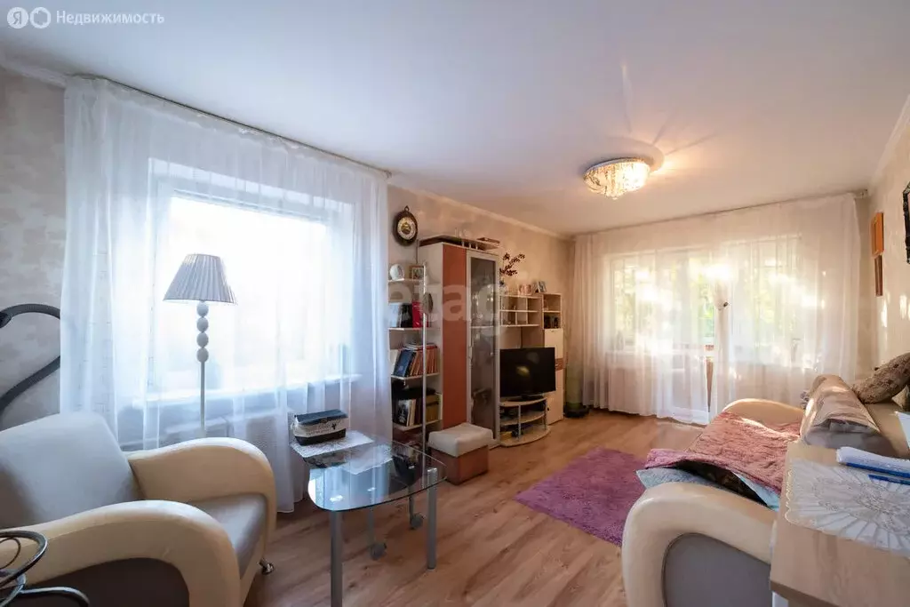 2-комнатная квартира: Калининград, улица Чекистов, 15А (42.6 м) - Фото 1