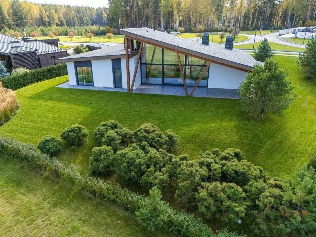 Коттедж в Свердловская область, Сысертский муниципальный округ, с. ... - Фото 1