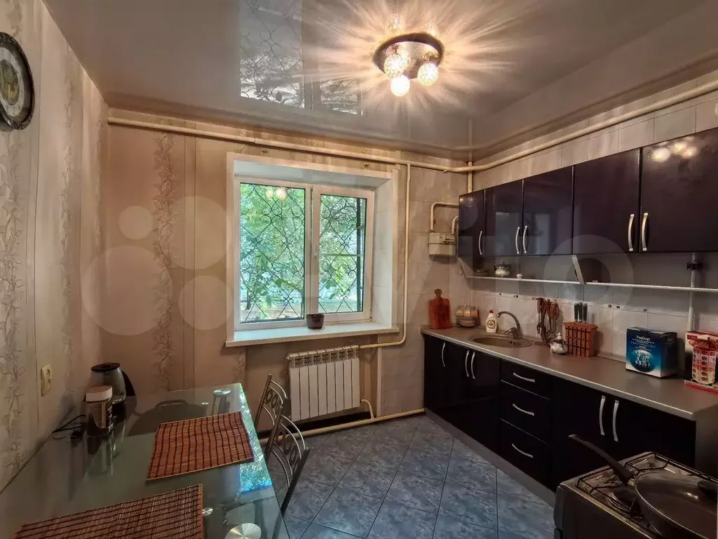 2-к. квартира, 61 м, 1/5 эт. - Фото 0
