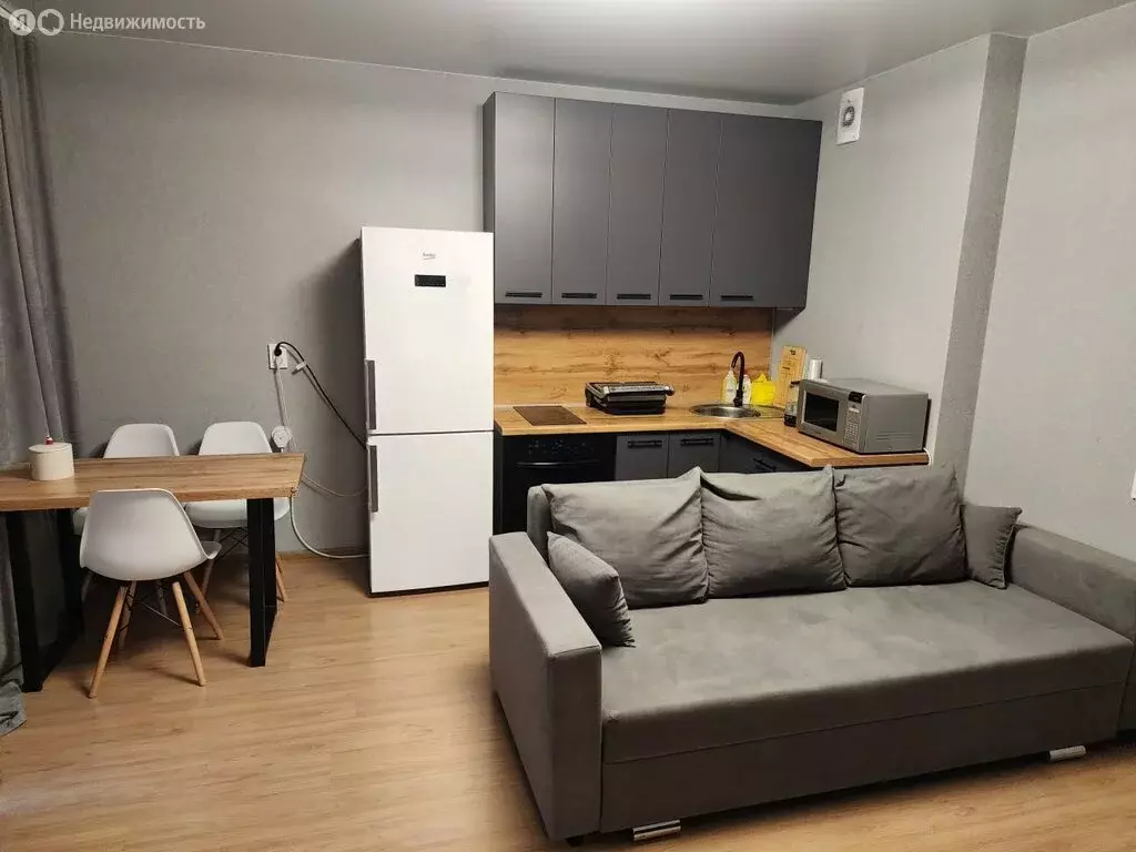 2-комнатная квартира: Челябинский городской округ, посёлок ... - Фото 1