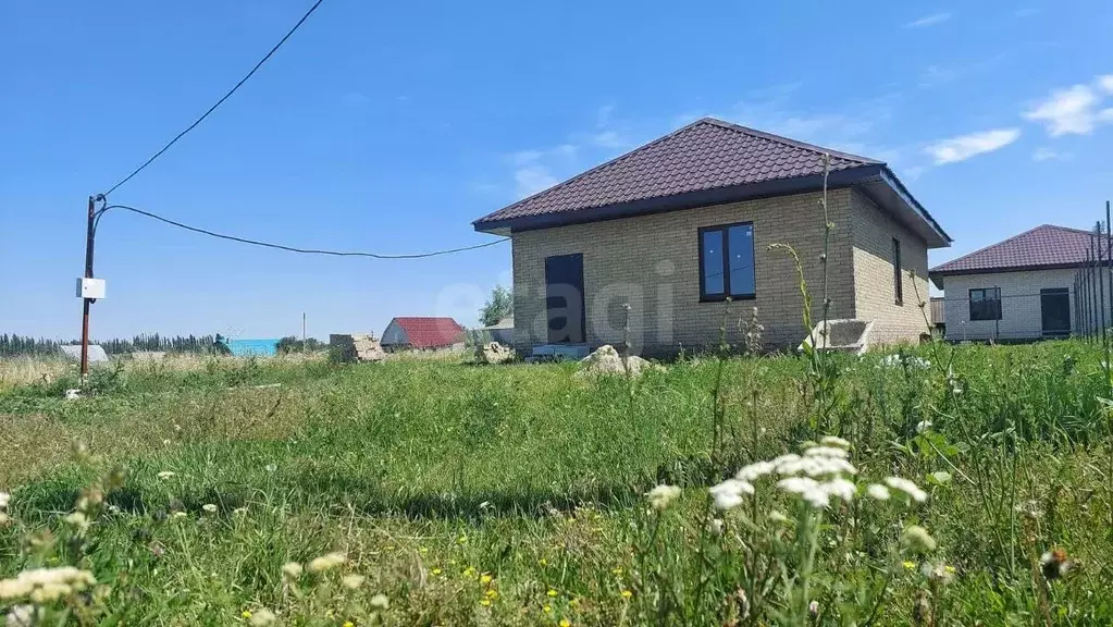 Дом в Тамбовская область, Тамбовский муниципальный округ, с. Стрельцы ... - Фото 1