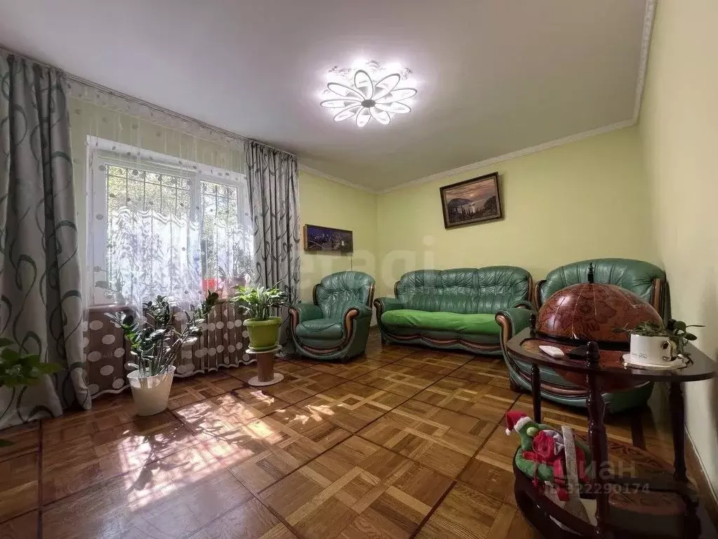 2-к кв. Крым, Алушта муниципальный округ, Партенит пгт ул. ... - Фото 2