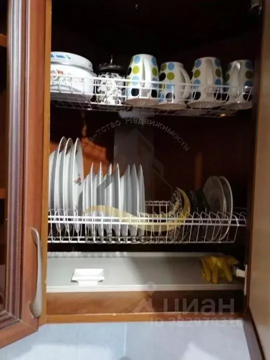 2-к кв. Белгородская область, Старый Оскол Зеленый Лог мкр, 1А (47.0 ... - Фото 2