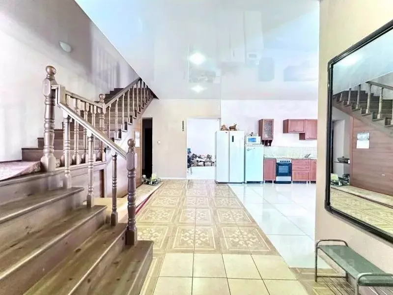 Дом в Иркутская область, Иркутский муниципальный округ, с. Хомутово ... - Фото 2