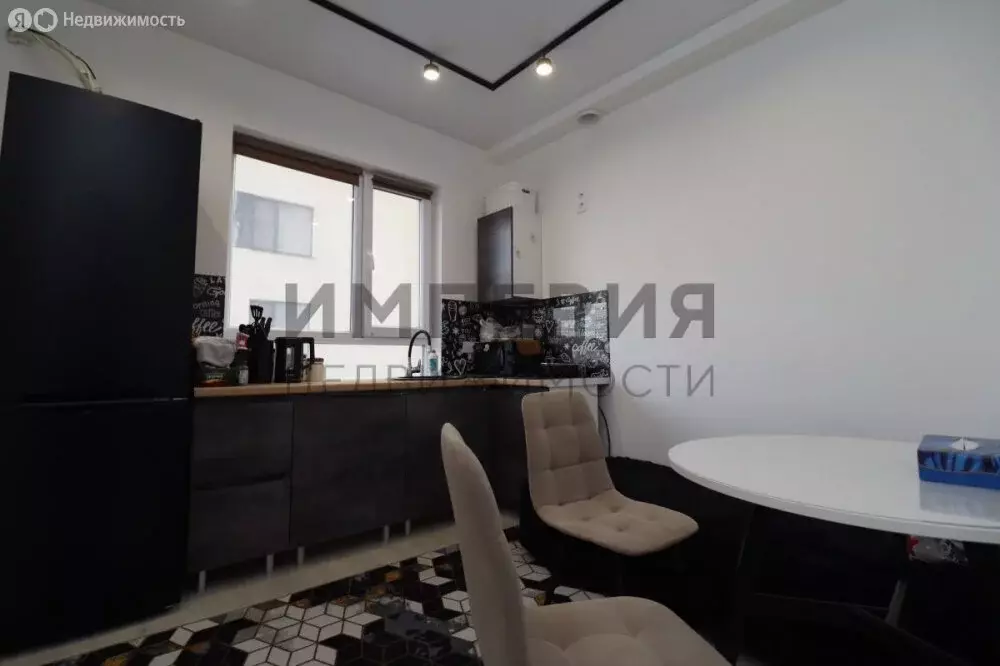 2-комнатная квартира: Симферополь, проспект Александра Суворова, 15к11 ... - Фото 1