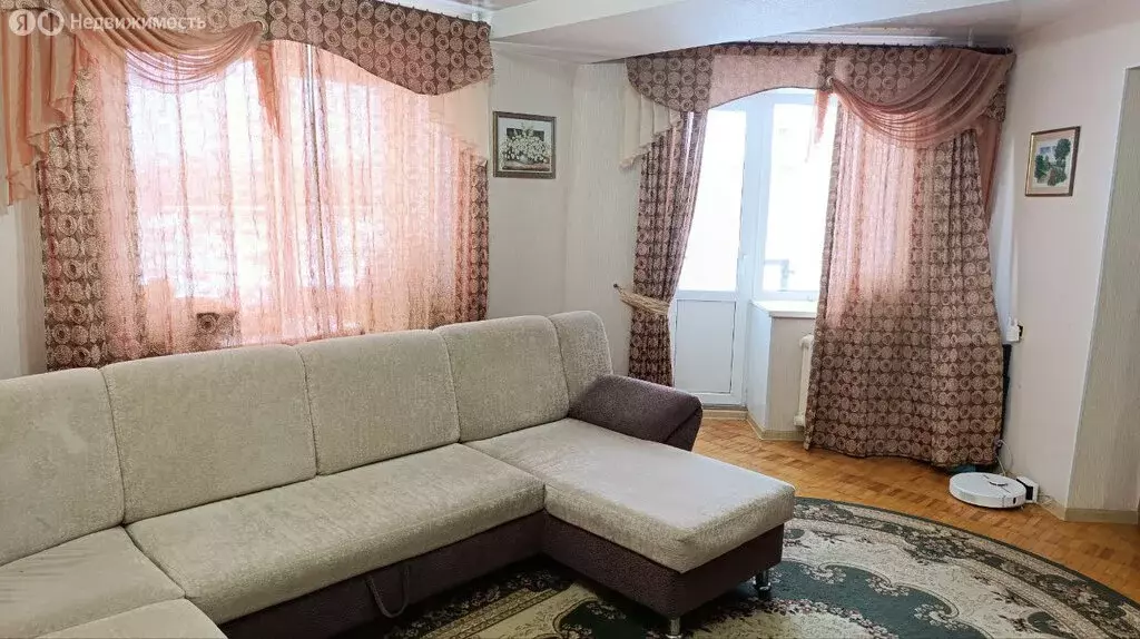 4-комнатная квартира: Киров, микрорайон Лянгасово, Молодёжный проезд, ... - Фото 1