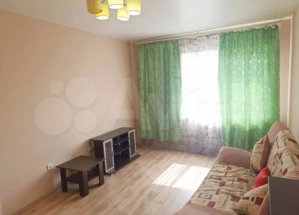 1-к. квартира, 40 м, 9/10 эт. - Фото 1
