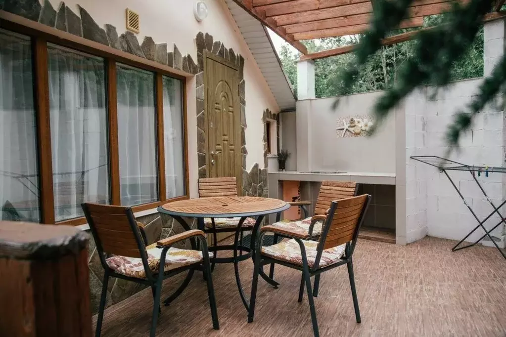 Дом в Крым, Ялта городской округ, Кацивели пгт ул. Виткевича, 10 (124 ... - Фото 1