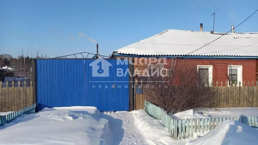 Дом в Омская область, Таврическое рп ул. Автозаводская, 7 (42 м) - Фото 1