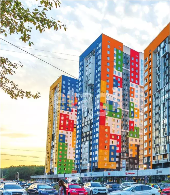 1-к кв. Удмуртия, Ижевск просп. Конструктора М.Т. Калашникова, 19 ... - Фото 1