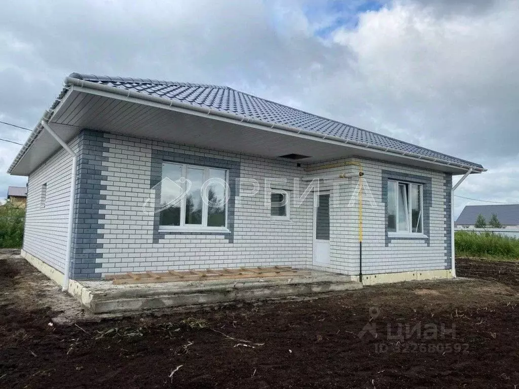 Дом в Тюменская область, Тюменский муниципальный округ, д. Падерина ... - Фото 1