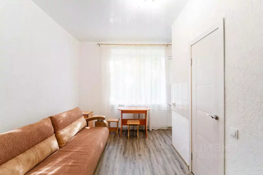 1-к кв. Омская область, Омск ул. Долгирева, 15 (20.0 м) - Фото 2