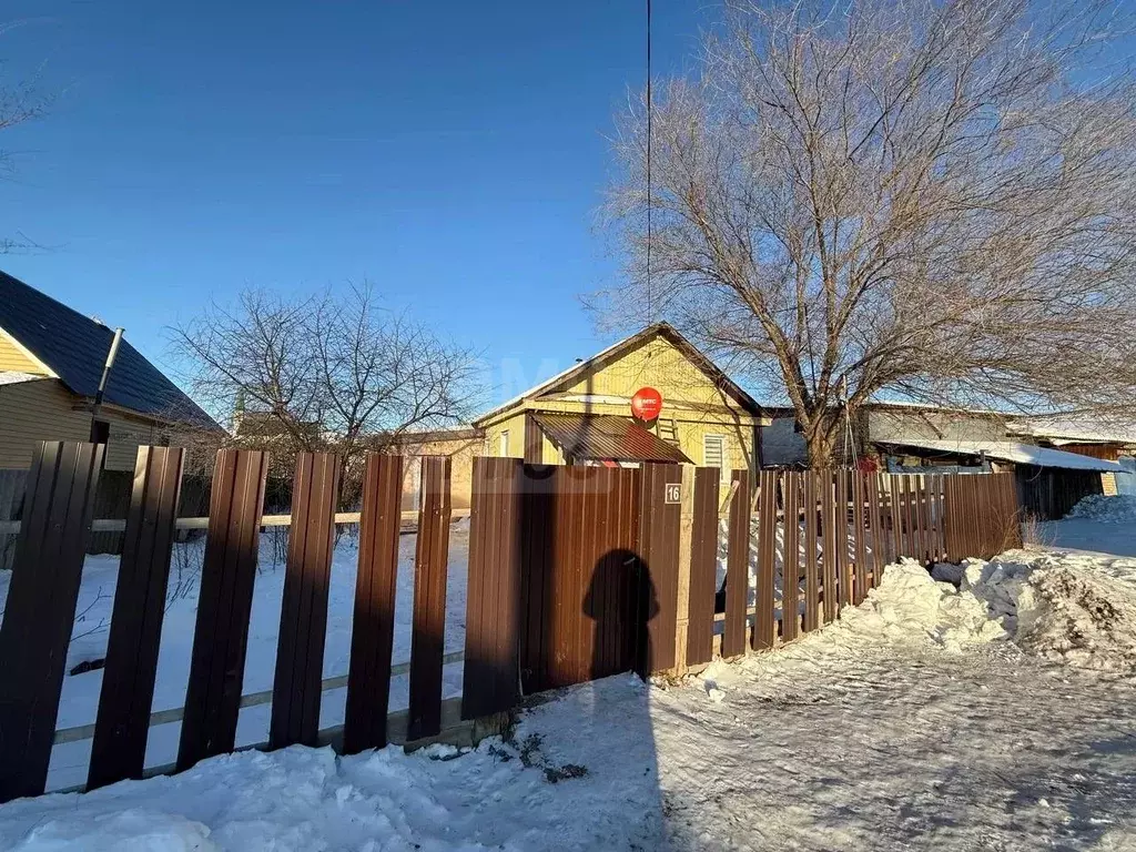 Дом в Оренбургская область, с. Сакмара ул. Торговая, 16 (50 м) - Фото 1