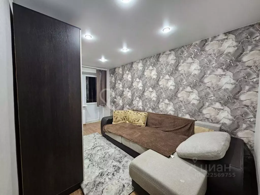 3-к кв. Волгоградская область, Волгоград ул. 64-й Армии, 121 (56.7 м) - Фото 2