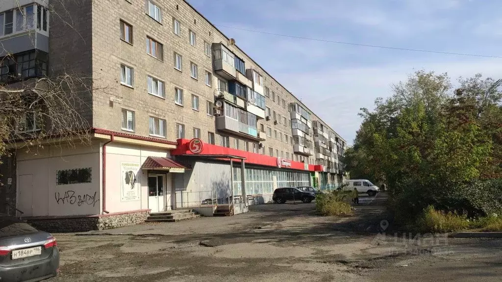 2-к кв. Свердловская область, Нижний Тагил ул. Черных, 15 (40.2 м) - Фото 1