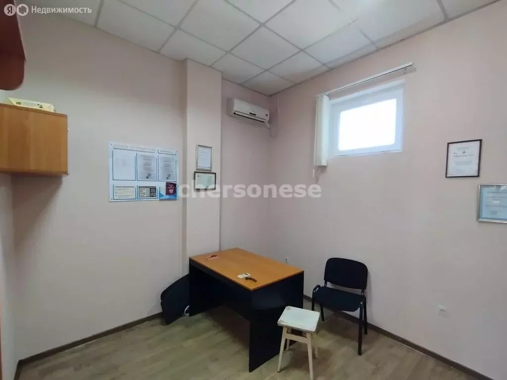 Офис (18.3 м) - Фото 2