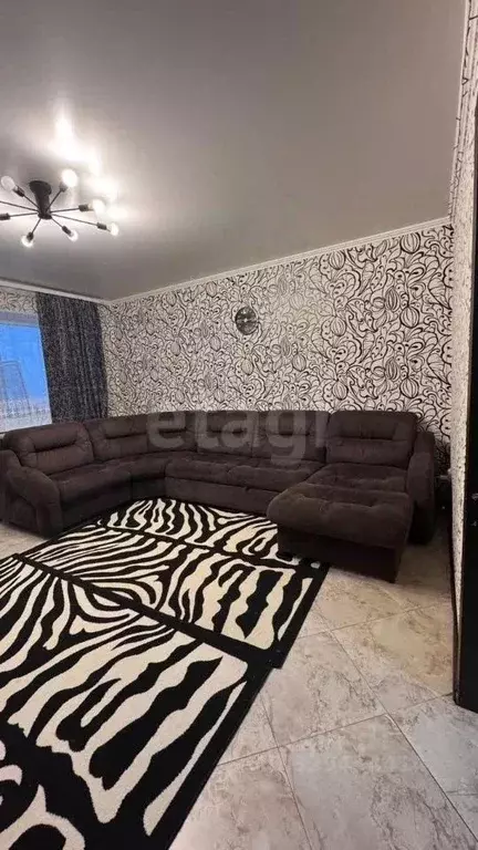 3-к кв. Башкортостан, Бирск ул. Чеверева, 26 (71.3 м) - Фото 2