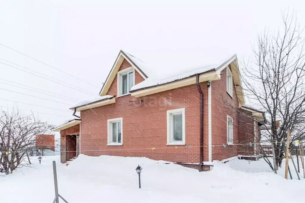 Дом в Омская область, Кормиловский район, с. Черниговка Школьная ул. ... - Фото 1