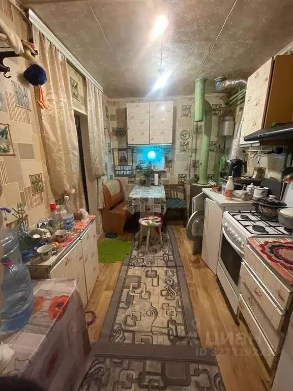 Дом в Волгоградская область, Камышинский район, Петрунинское с/пос, с. ... - Фото 1