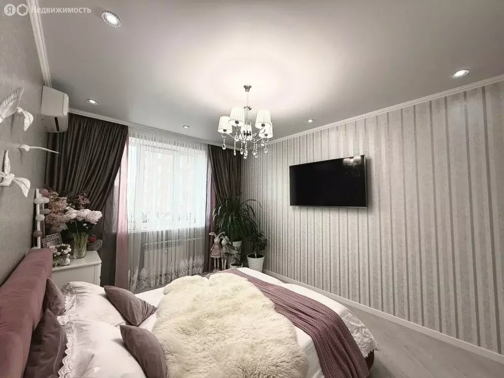 2-комнатная квартира: Оренбург, улица Поляничко, 12 (72.5 м) - Фото 2