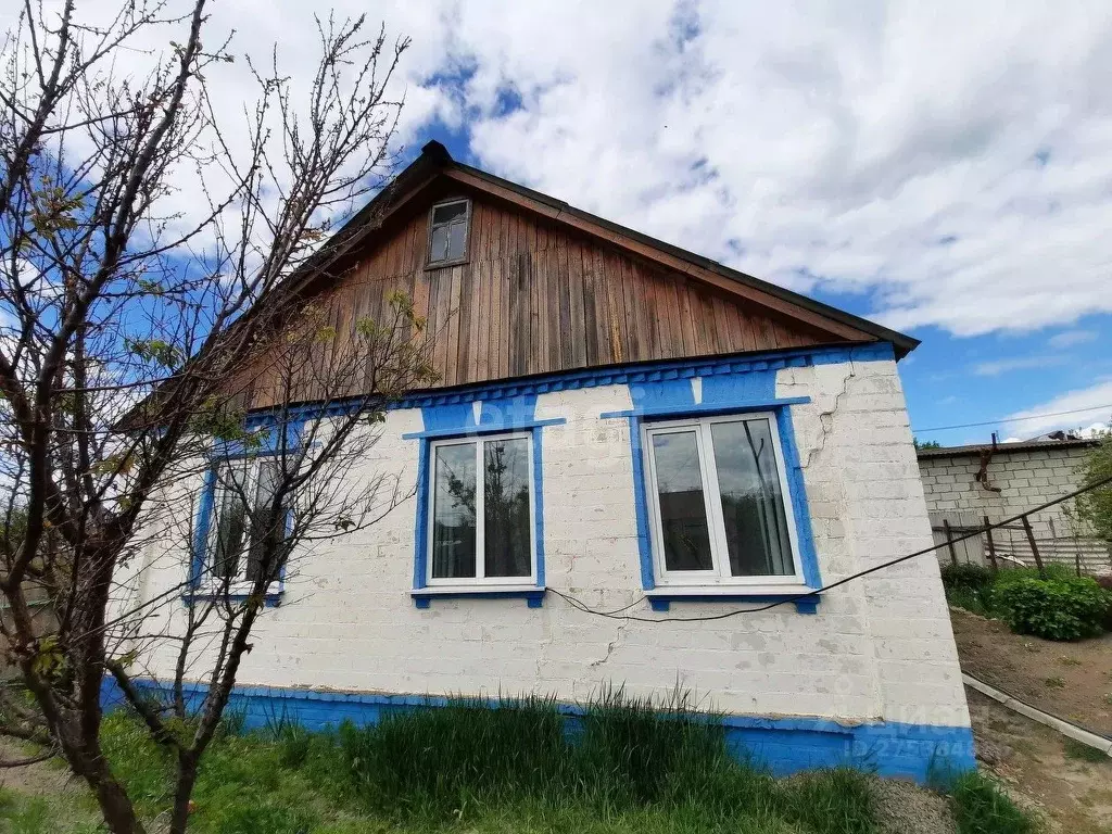 Дом в Белгородская область, Валуйки ул. Луначарского (73 м) - Фото 1