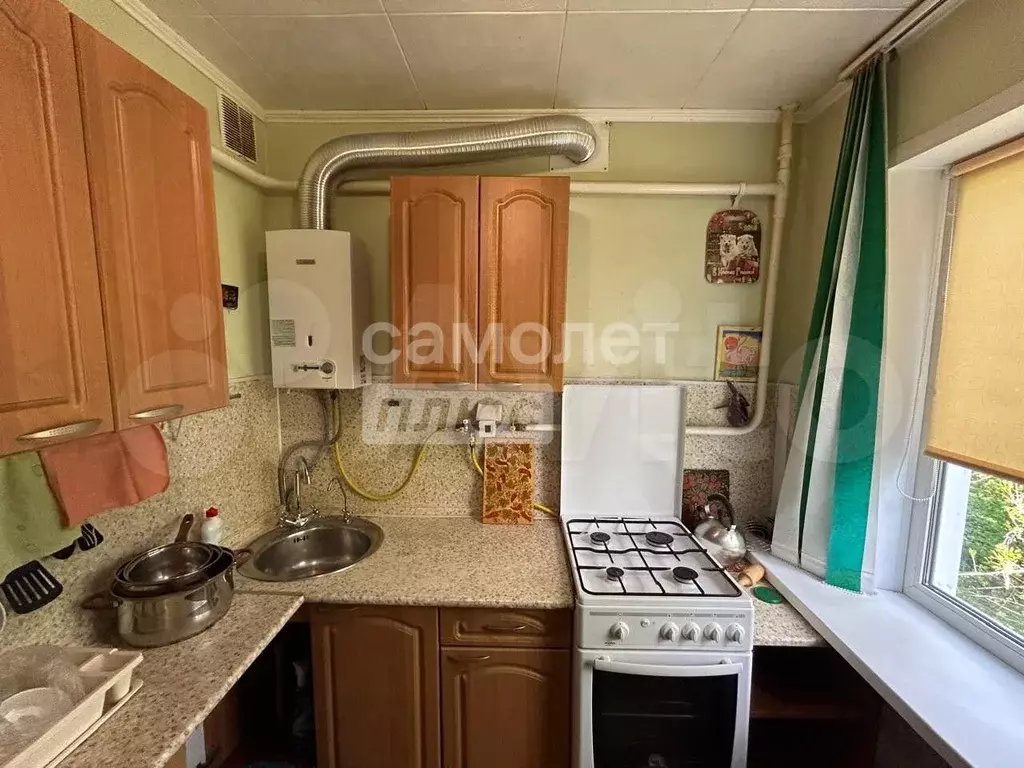 3-к. квартира, 60 м, 2/4 эт. - Фото 0