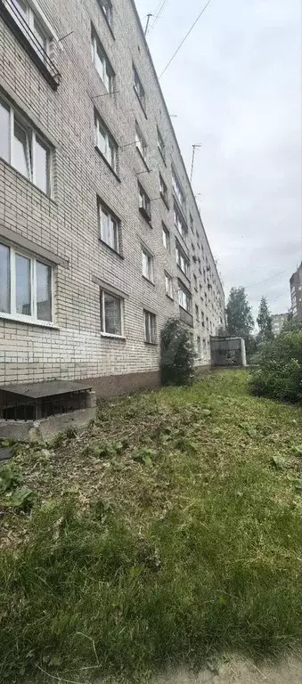 Комната 16,9 м в 8-к., 2/5 эт. - Фото 0