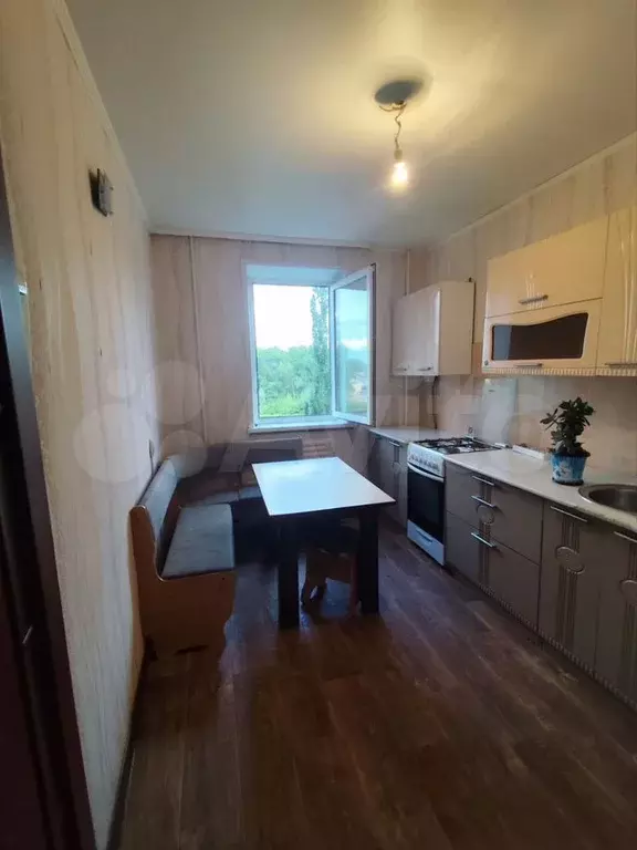 2-к. квартира, 54 м, 5/9 эт. - Фото 0